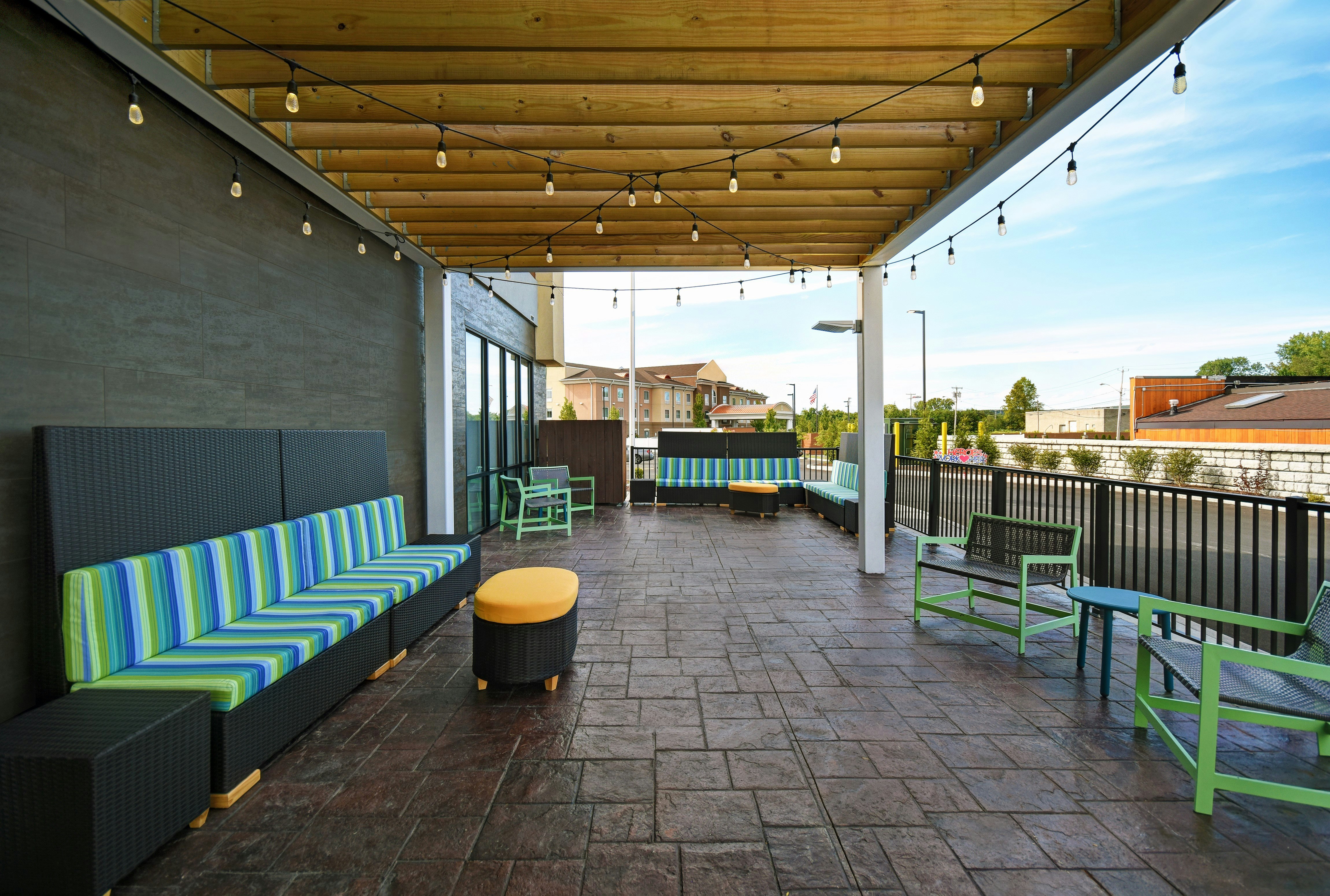 Home2 Suites by Hilton Utica, NY 13/26