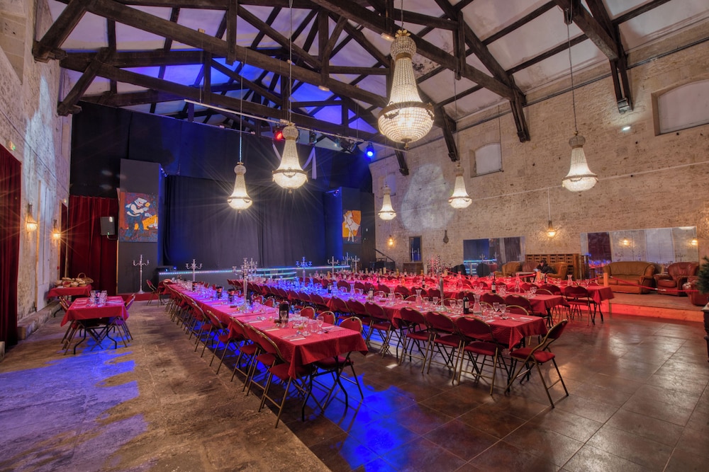 LOGIS DOMAINE DES CHAIS 30/56