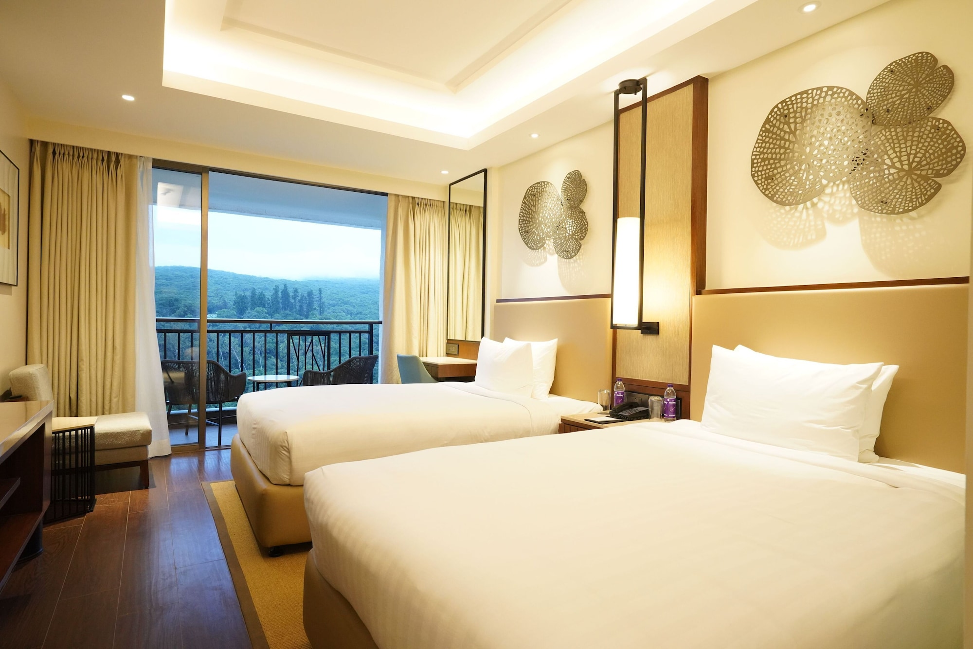 Room, Single Bed, Valley View