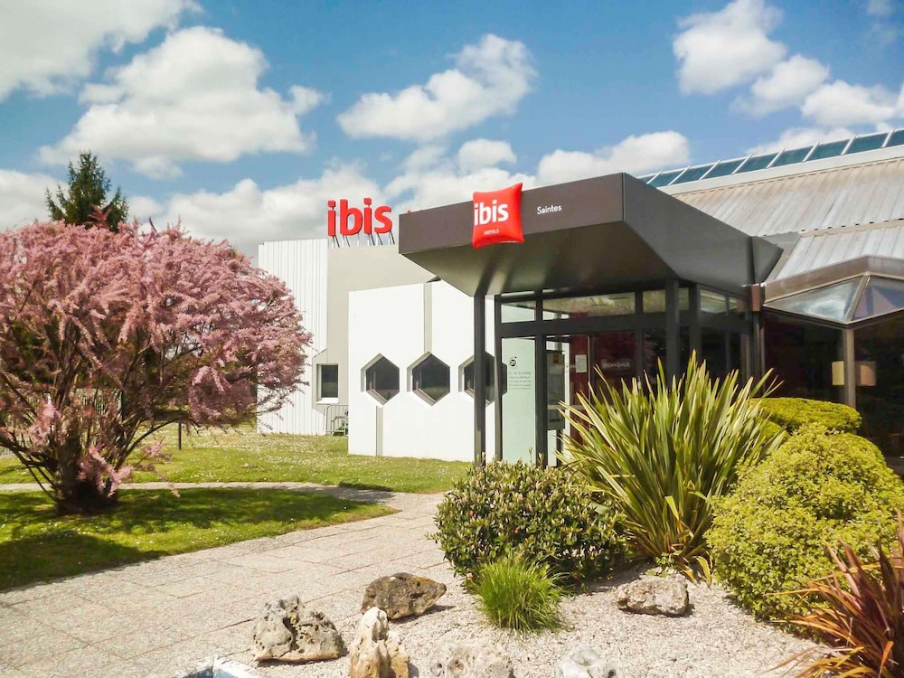Hotel Ibis Saintes 71/73