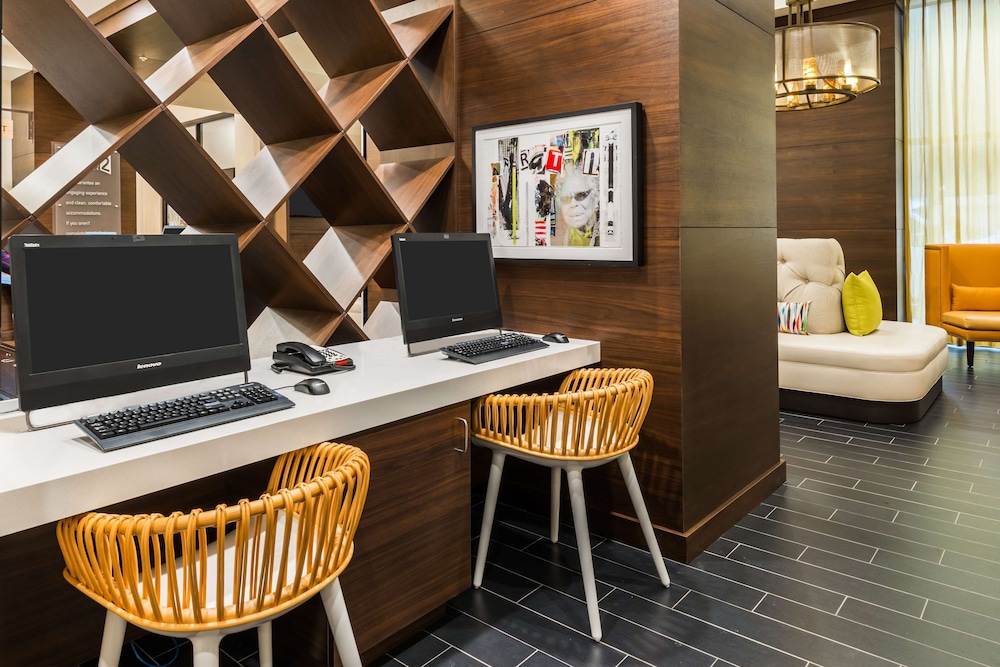 HOME2 SUITES BY HILTON ATLANTA DOWNTOWN 42/47