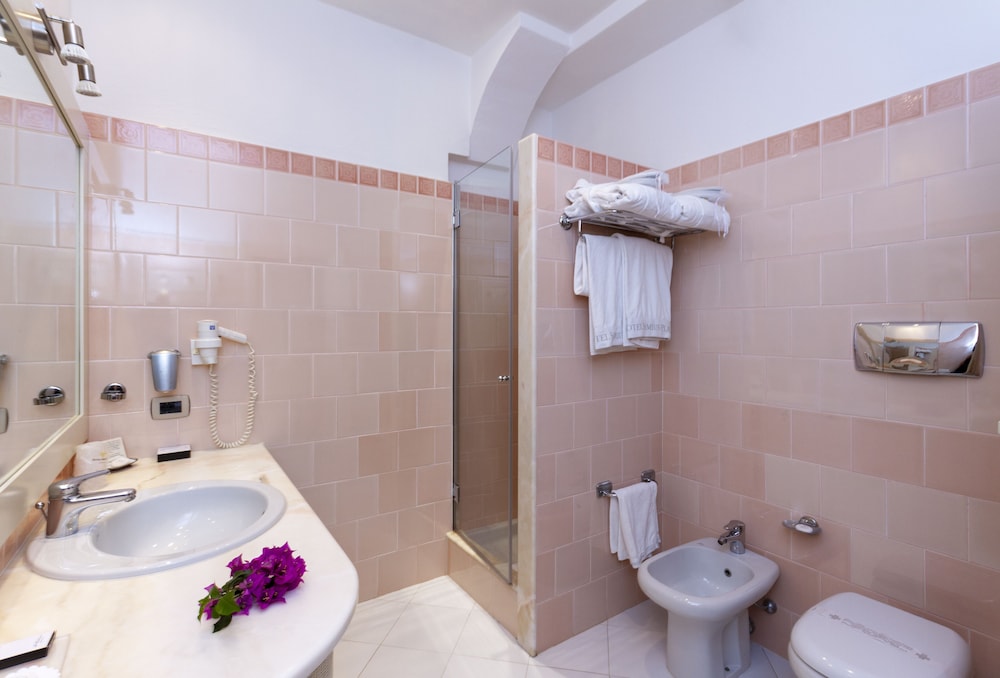 Hotel Simius Playa 34/39