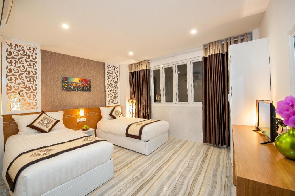 Brilliant Hotel 18/71