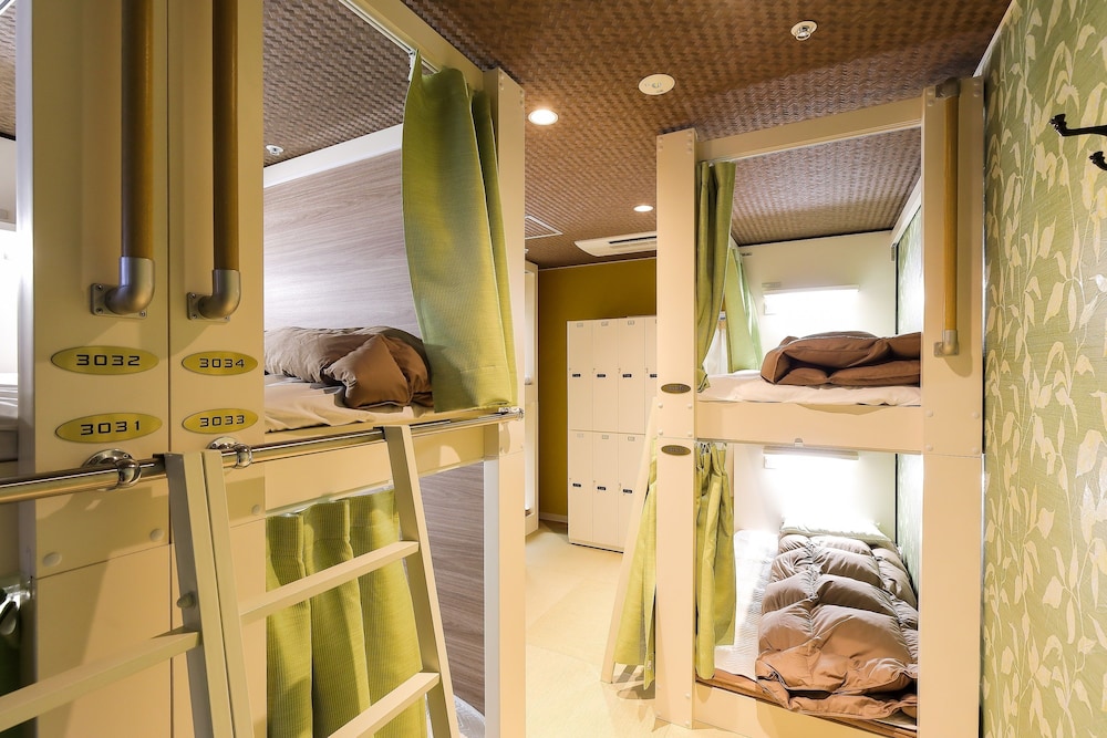 Guest House Kobe Nadeshikoya - Hostel 40/41