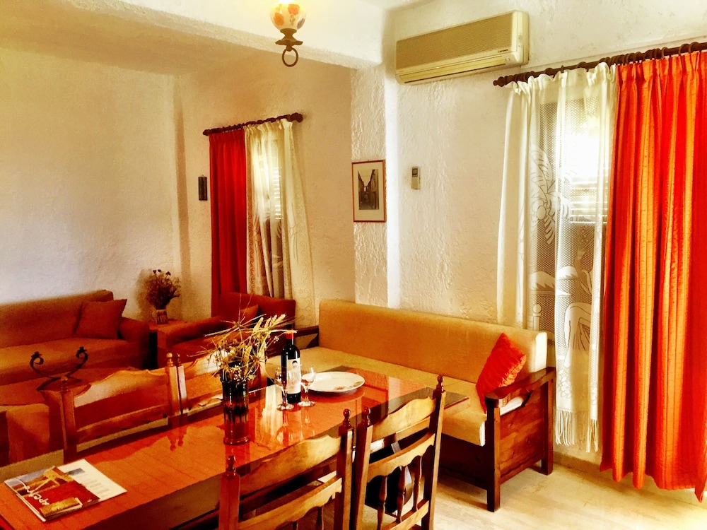 Filoxenia Villa 27/50