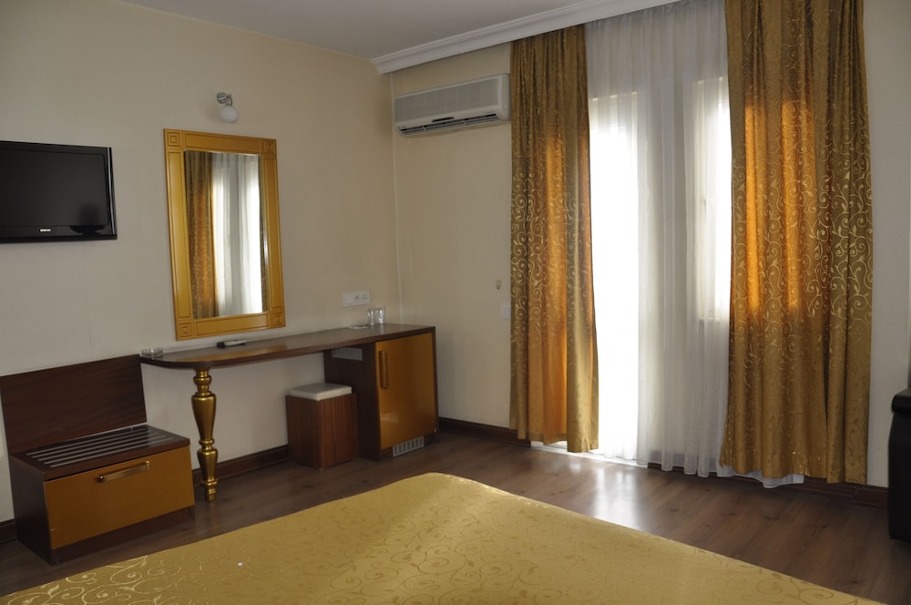 Hotel Kayalar 44/47