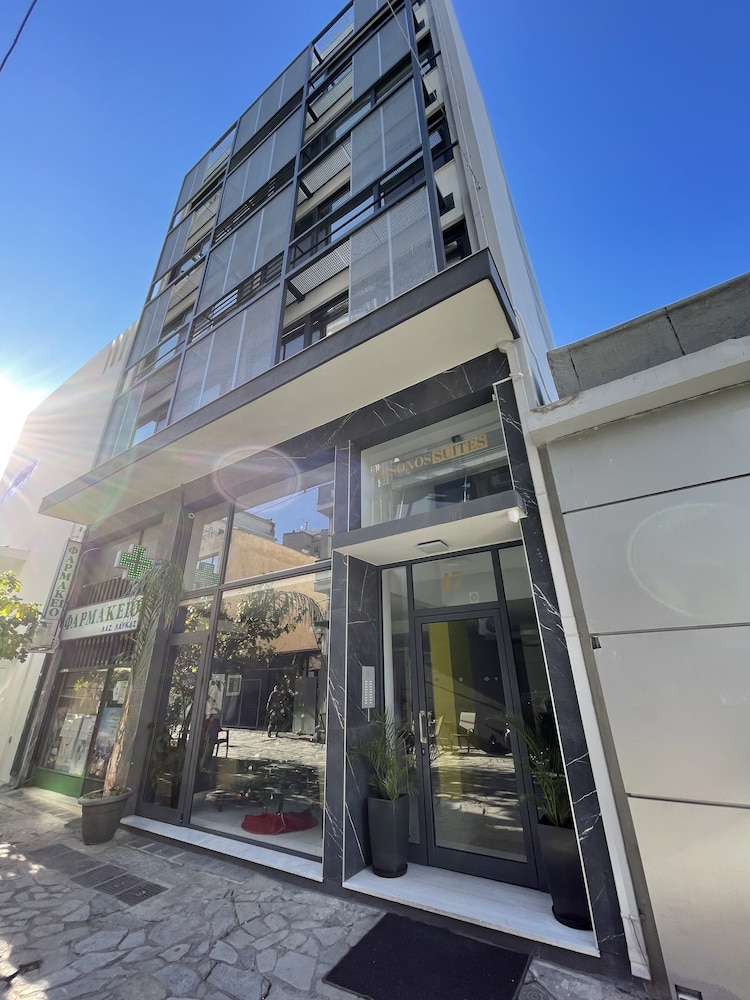 ACROPOLIS PLAZA SMART HOTEL in ATHENS