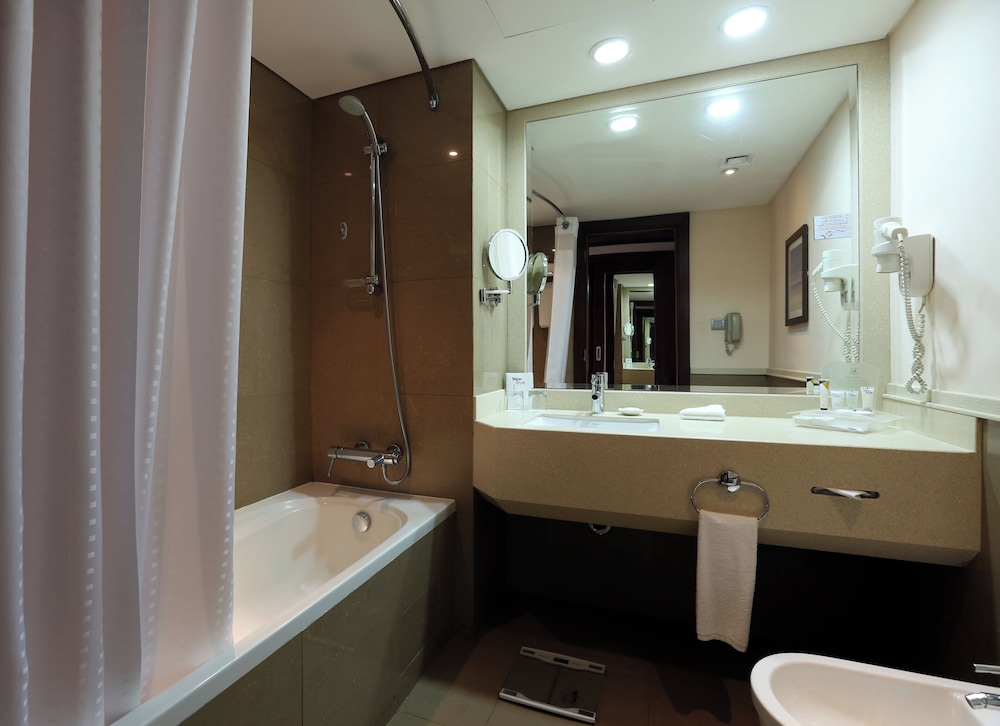 1 Bedroom, Suite, Single Bed, Central Building