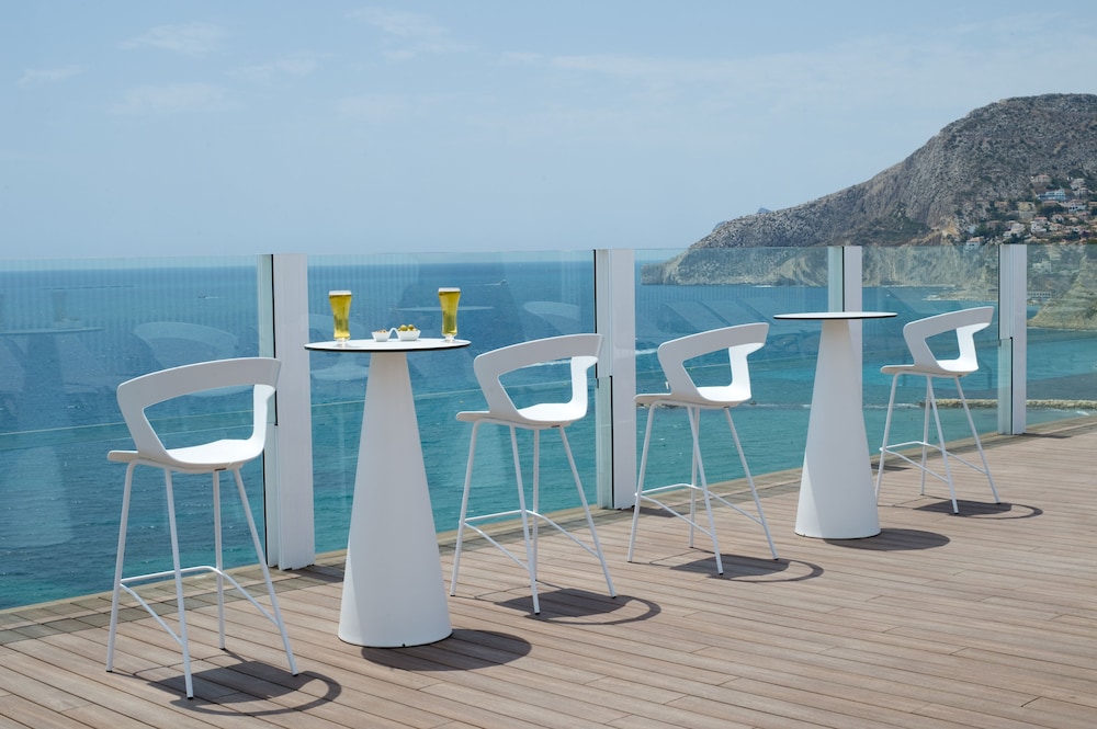 Bahia Calpe Hotel by Pierre and Vacances 46/69