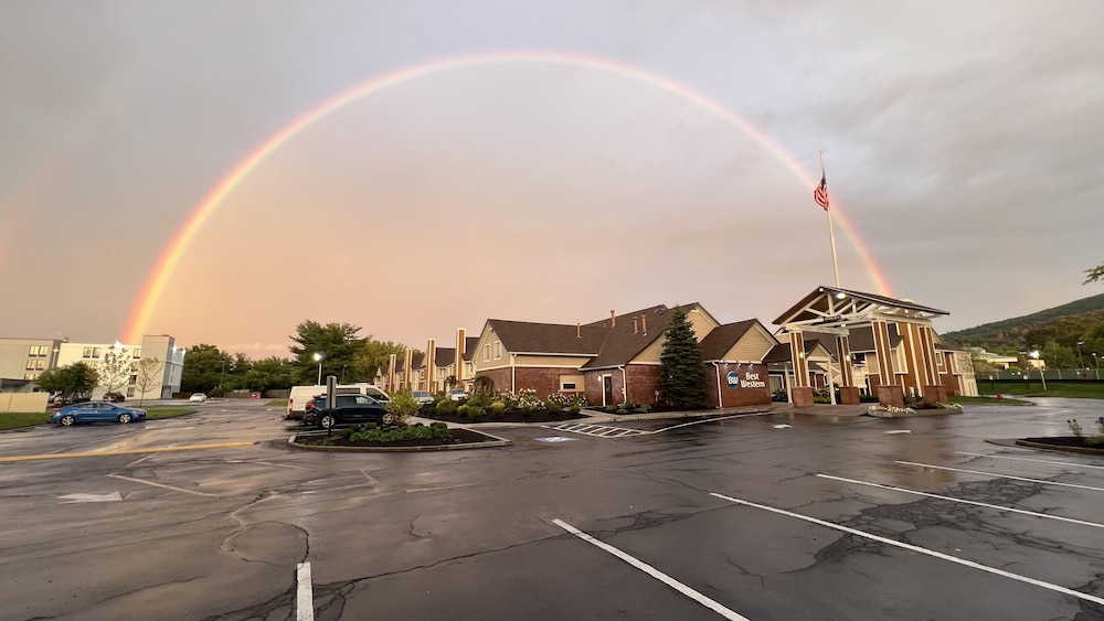 Best Western Fishkill Inn and Suites 49/53