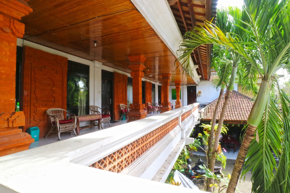 Bali Senia Hotel 6/42