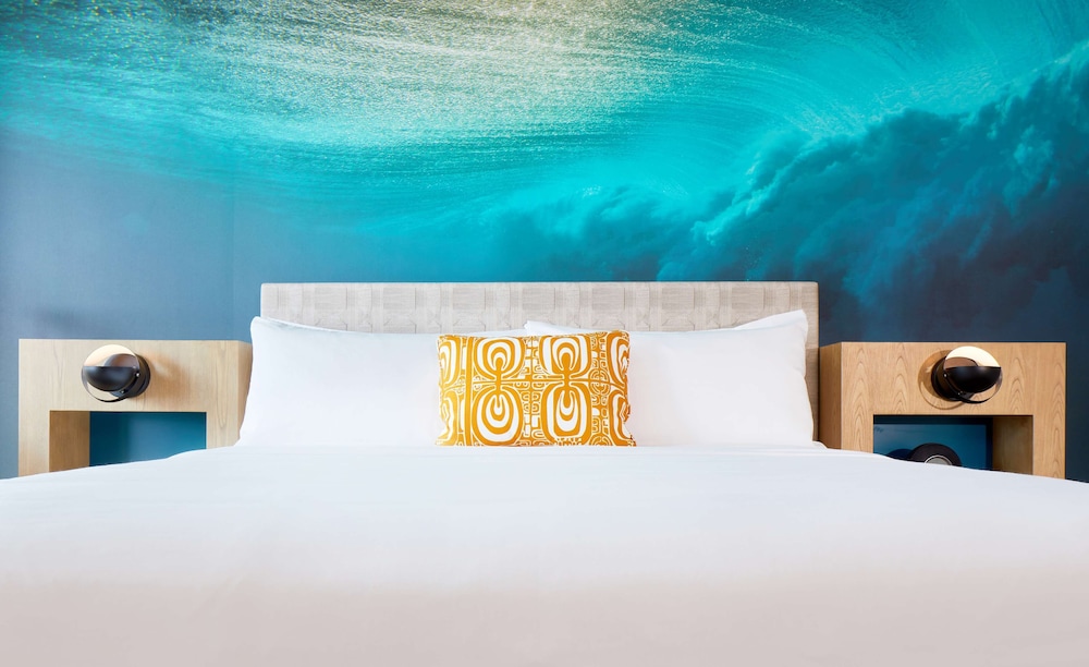 OUTRIGGER Waikiki Beachcomber 25/75
