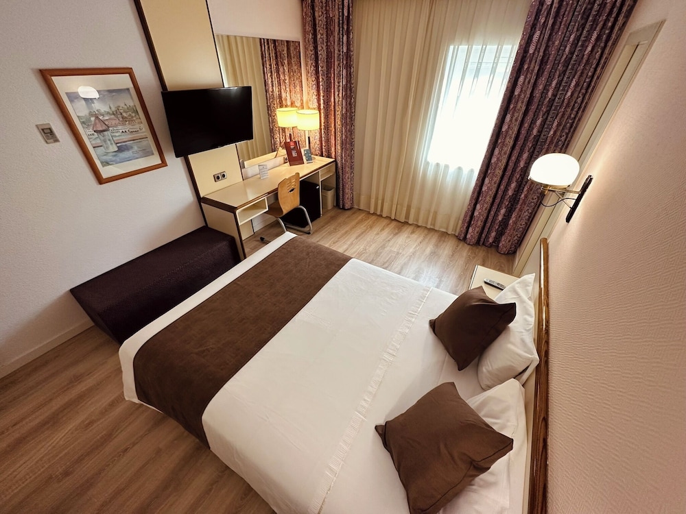 Andorra Palace 12/49