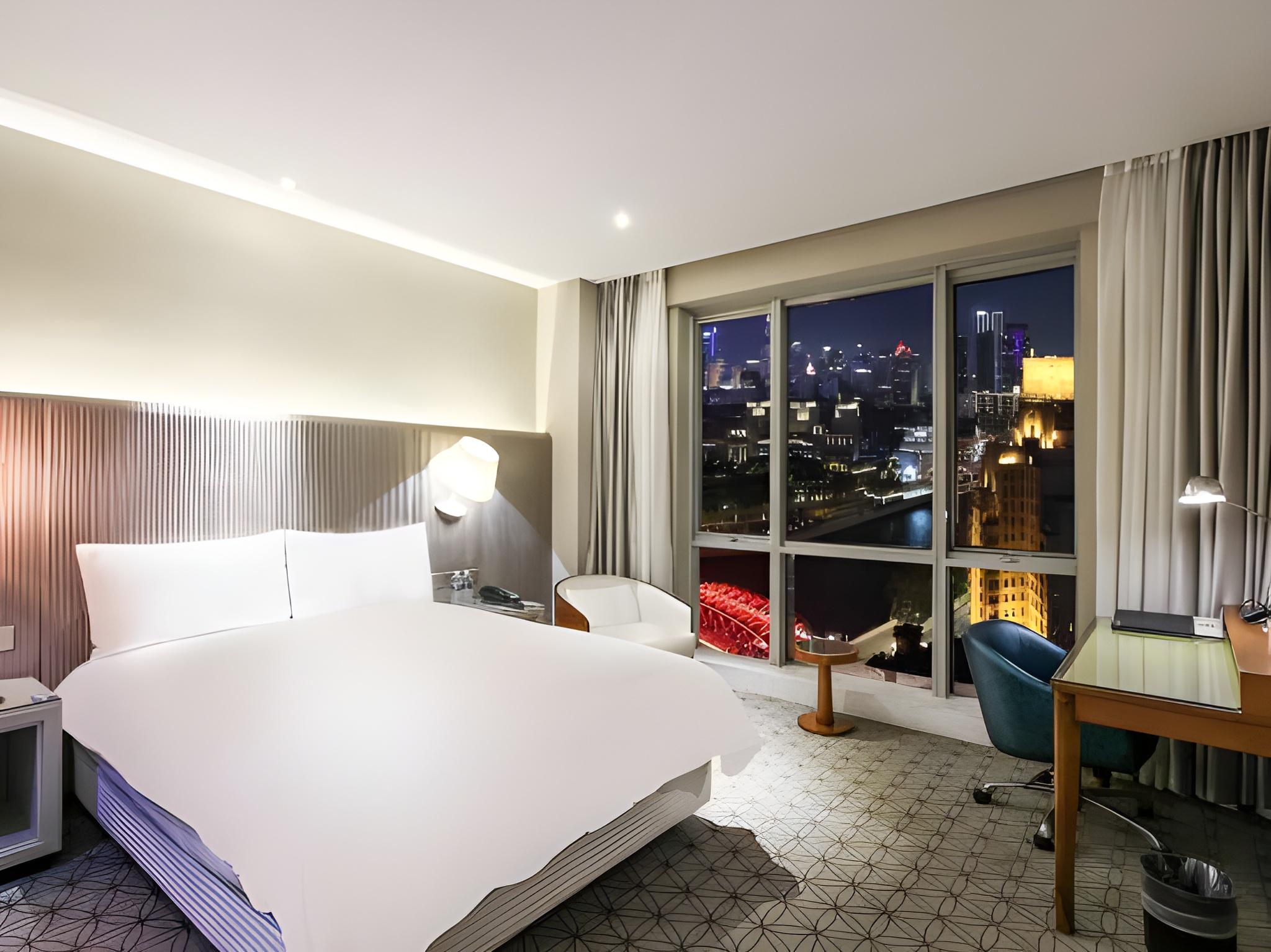 CITY VIEW SINGLE ROOM