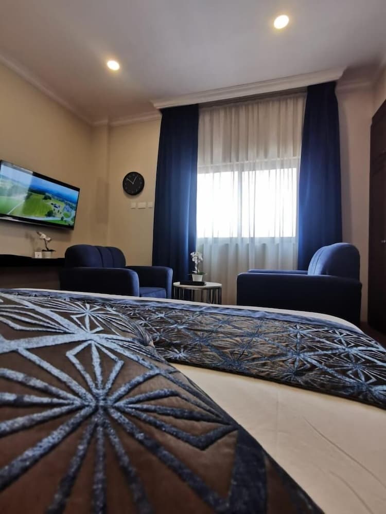 فندق تريبر ان(Tripper inn Hotel) 30/37