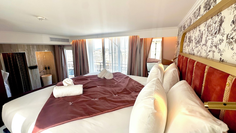 HOTEL BOHEM Sacre-Coeur 3/38