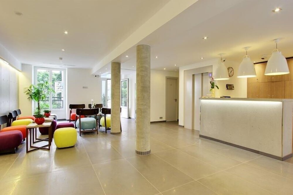 Hotel Alhambra 4/50