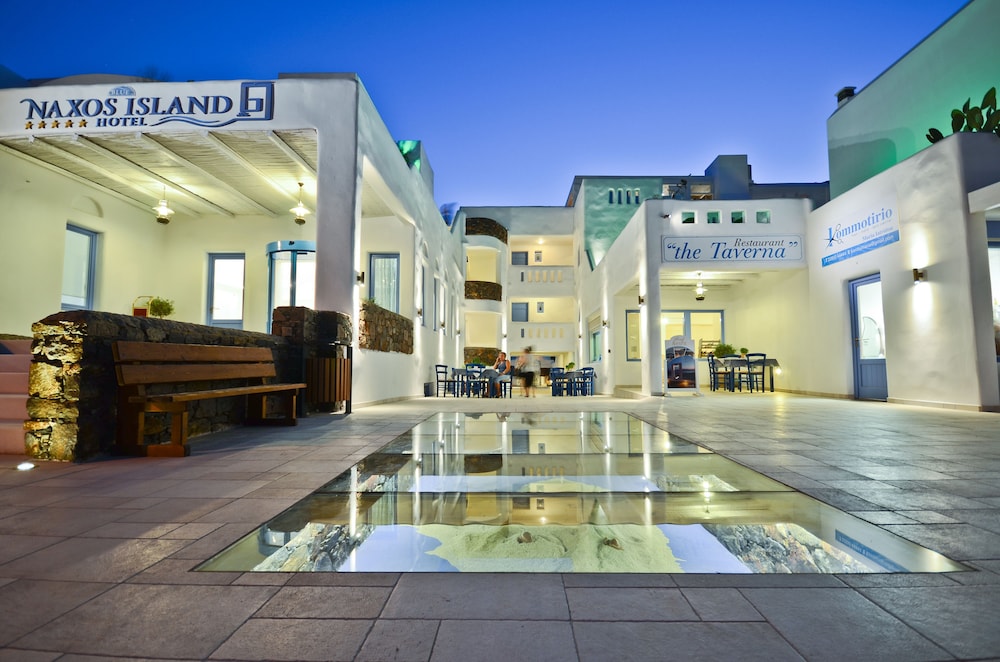 Naxos Island Hotel 63/74