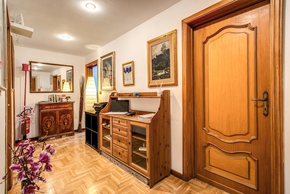 Beautiful Home 2 4/27