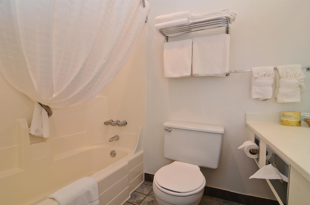 Best Western Valdez Harbor Inn 10/44