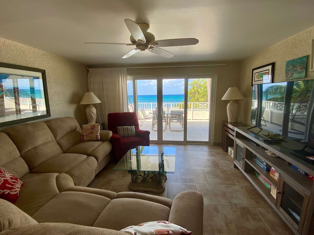 Sunset Cove 33/50