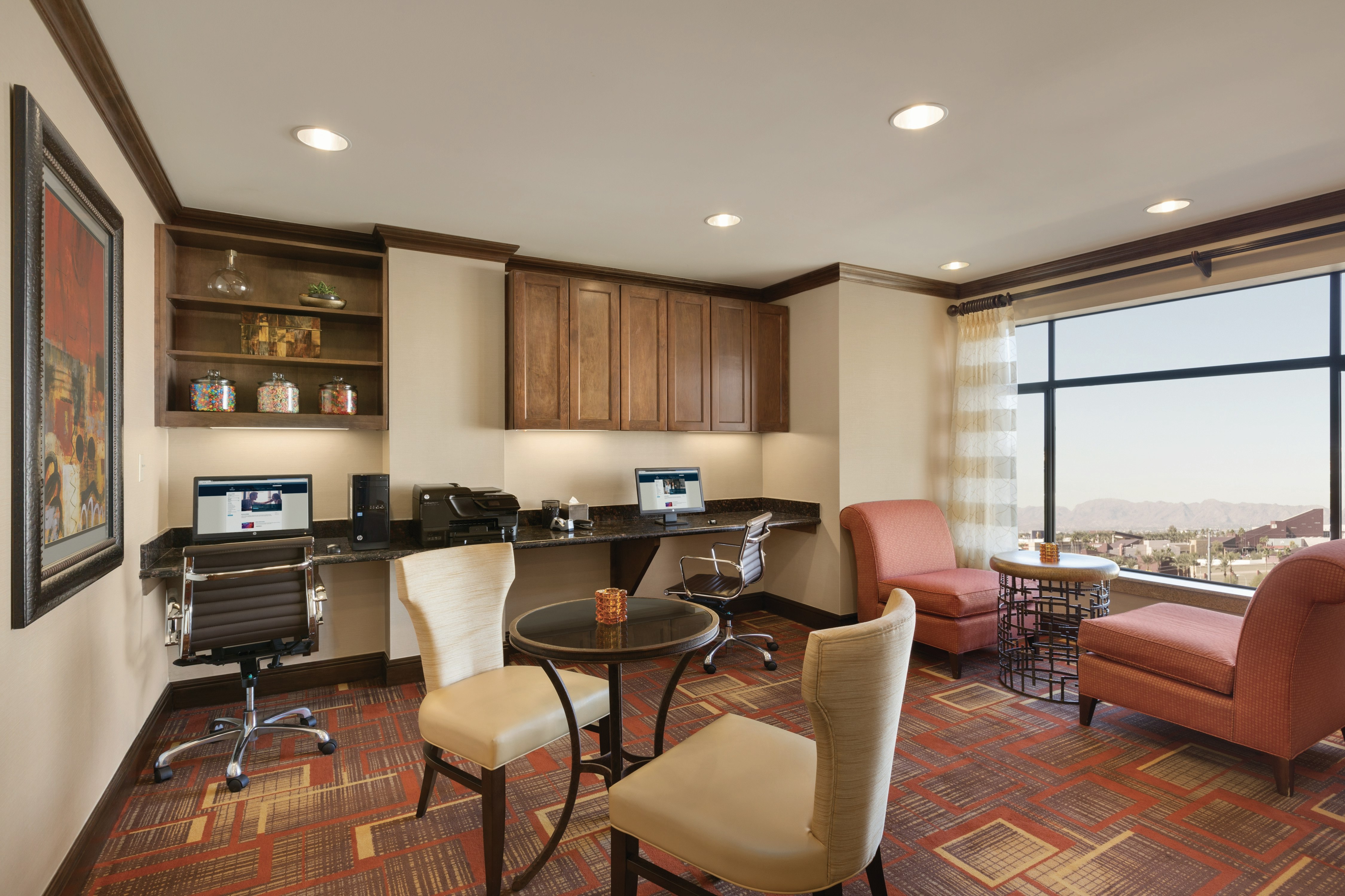 Hilton Phoenix Chandler 75/82