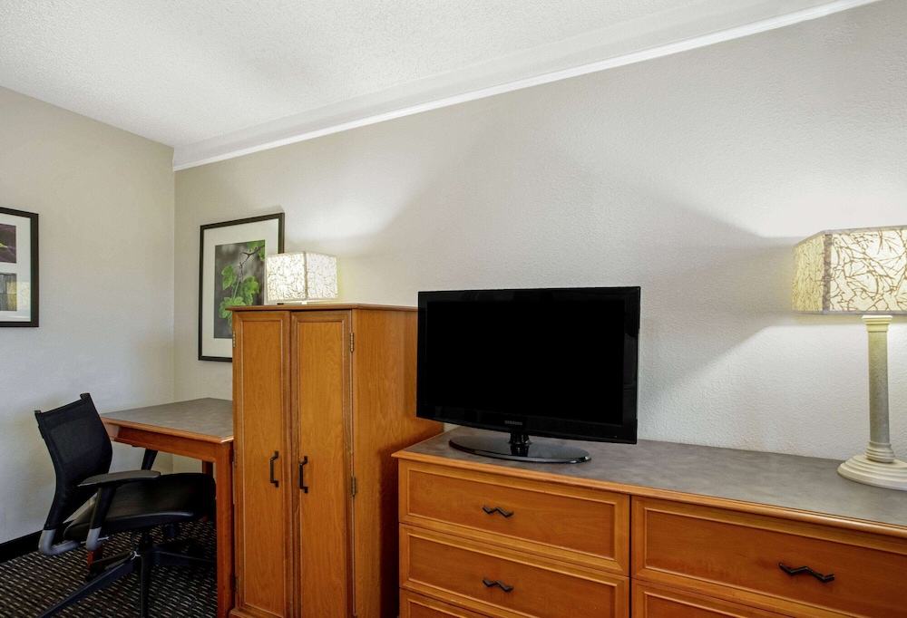 La Quinta Inn Tucson East 46/51