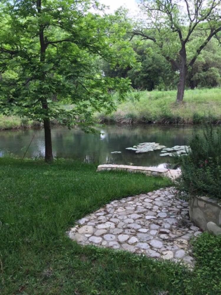 Frio Springs Lodges 46/50