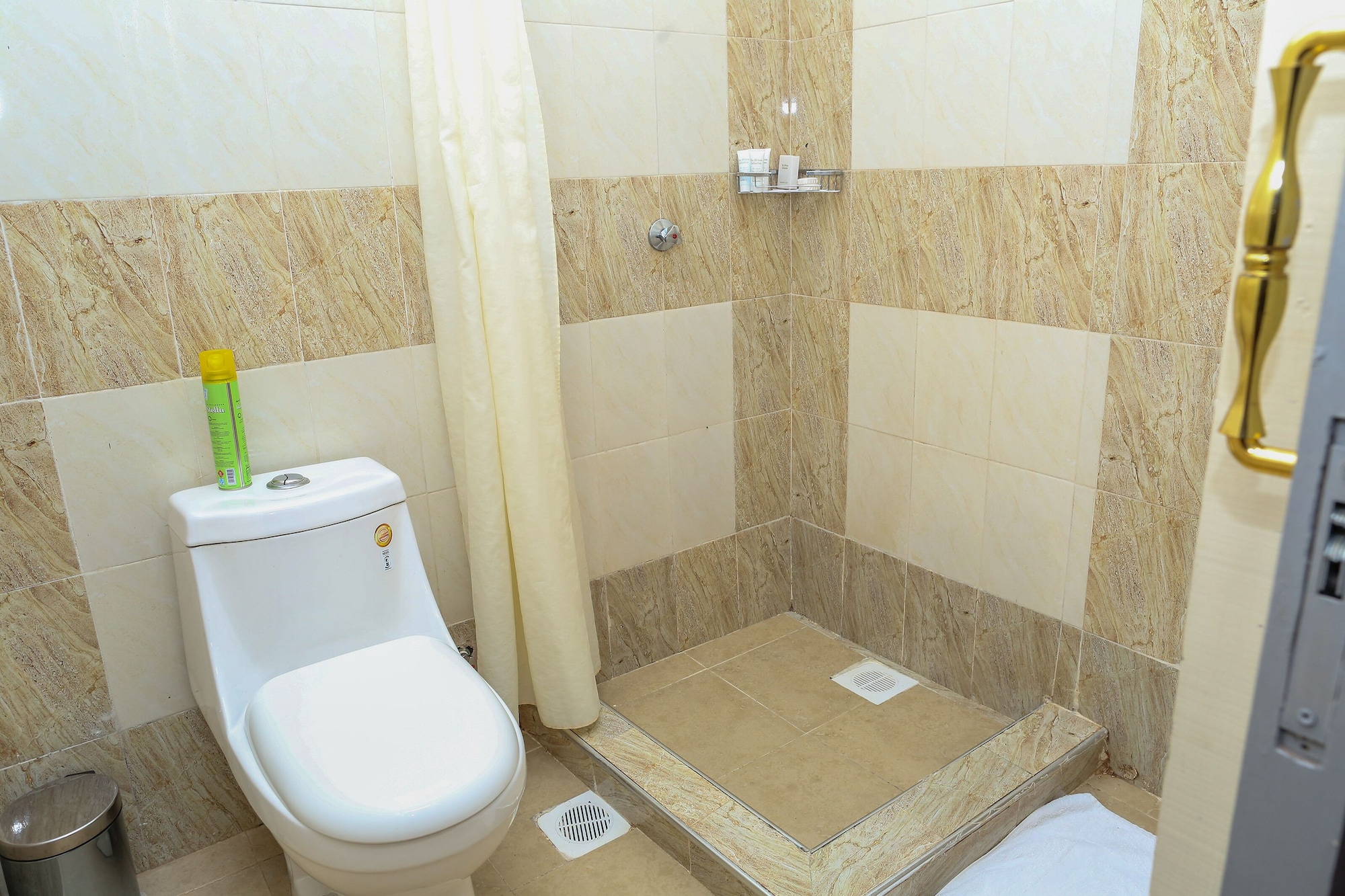 غرفة قياسية بسرير مزدوج، Orchid Homes 8/9