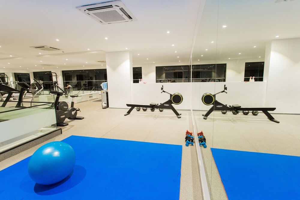 Accra Luxury Apartments at The Gardens 27/50