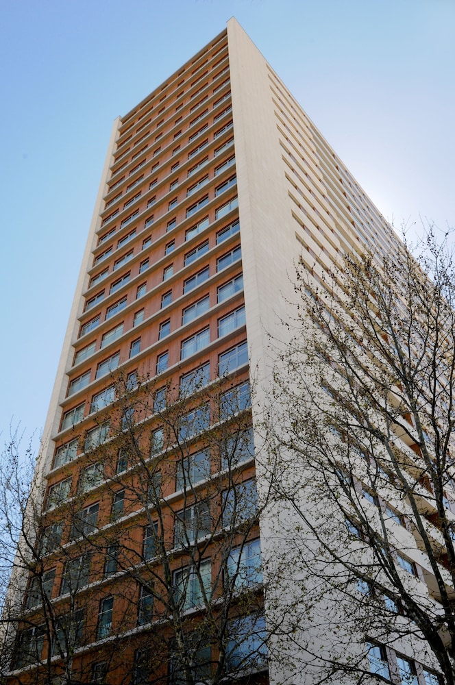Panoramic Living 10/50