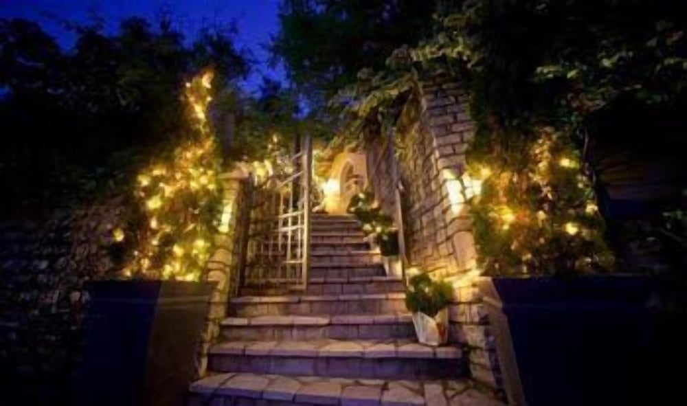 Anerada Inn Boutique Hotel 4/42