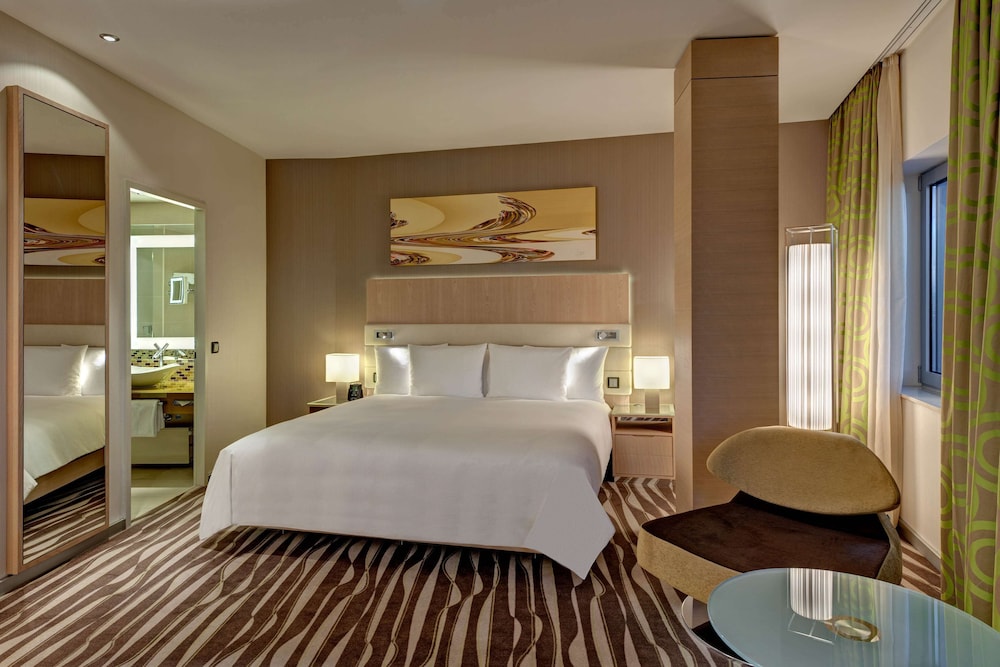 Hilton Frankfurt Airport 14/66