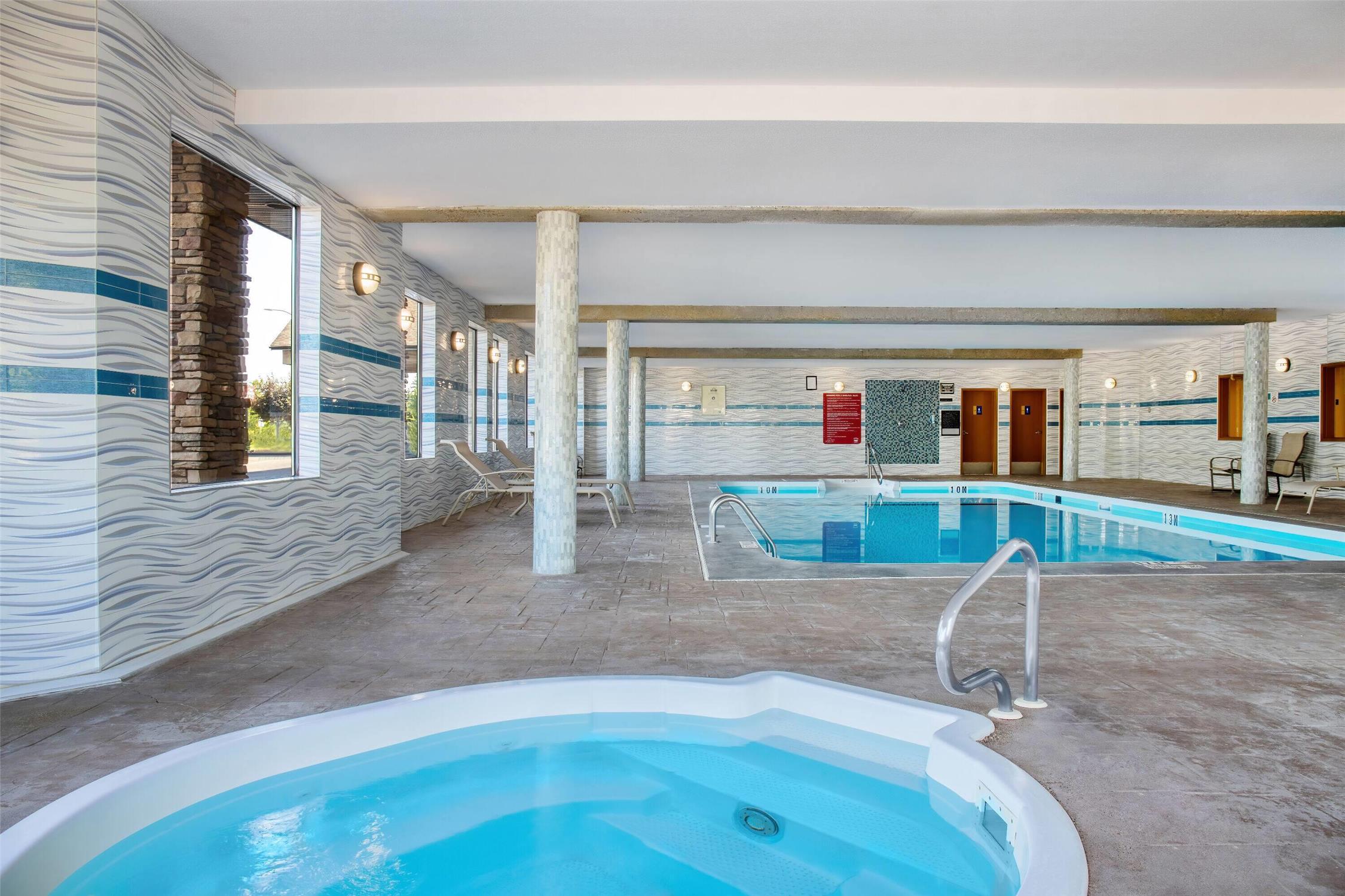 Days Inn & Suites By Wyndham West Edmonton 4/20