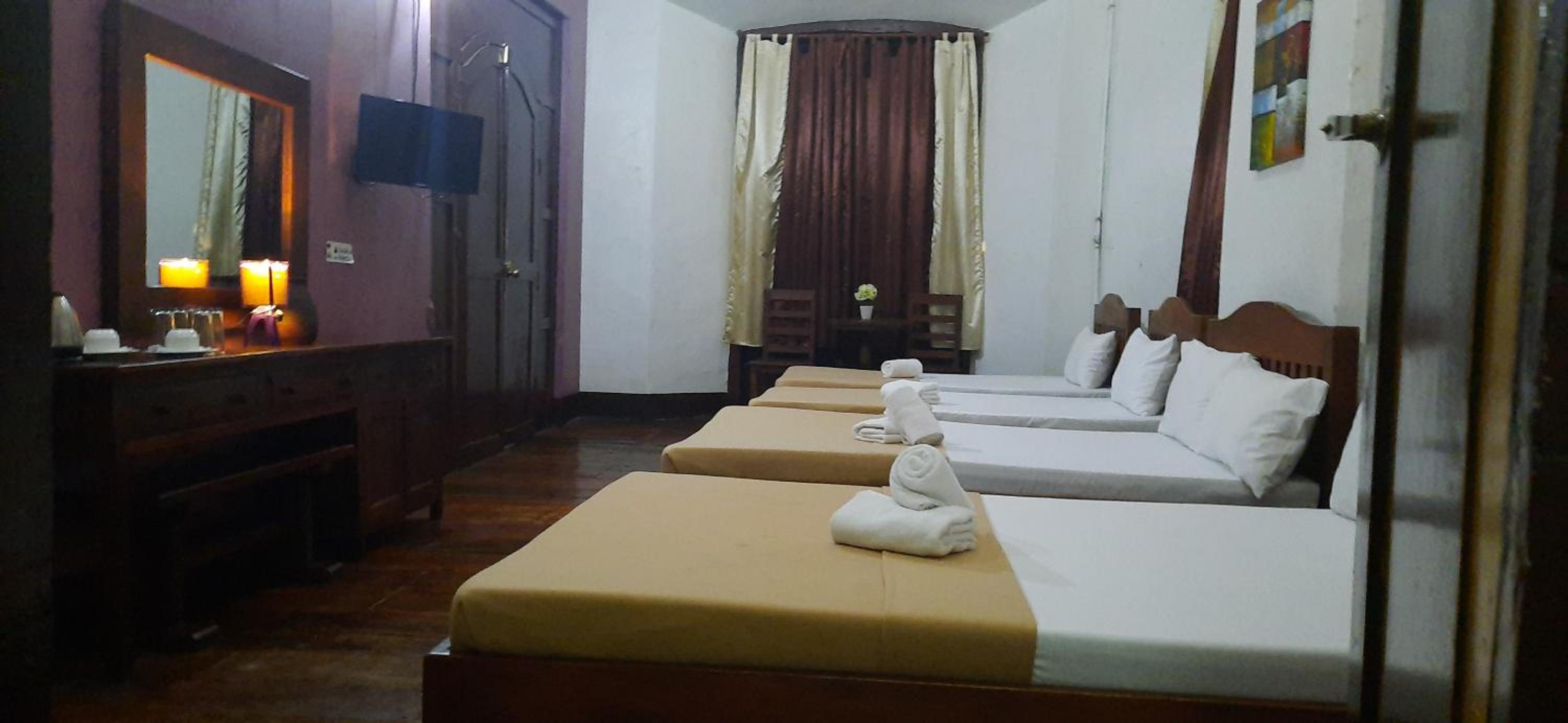 Zen Rooms Calle Crisologo Vigan 16/50
