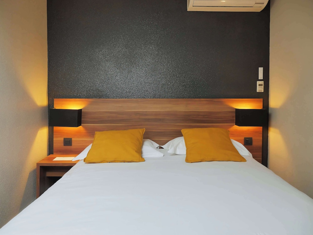 Mezzanine, Standard, Queen Bed