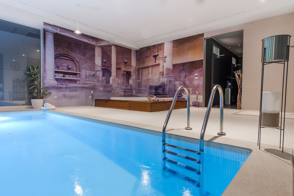 Hotel Salona Palace 44/70