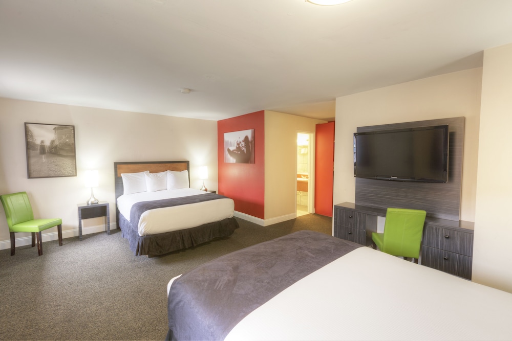 Hotel Ruby 9/27