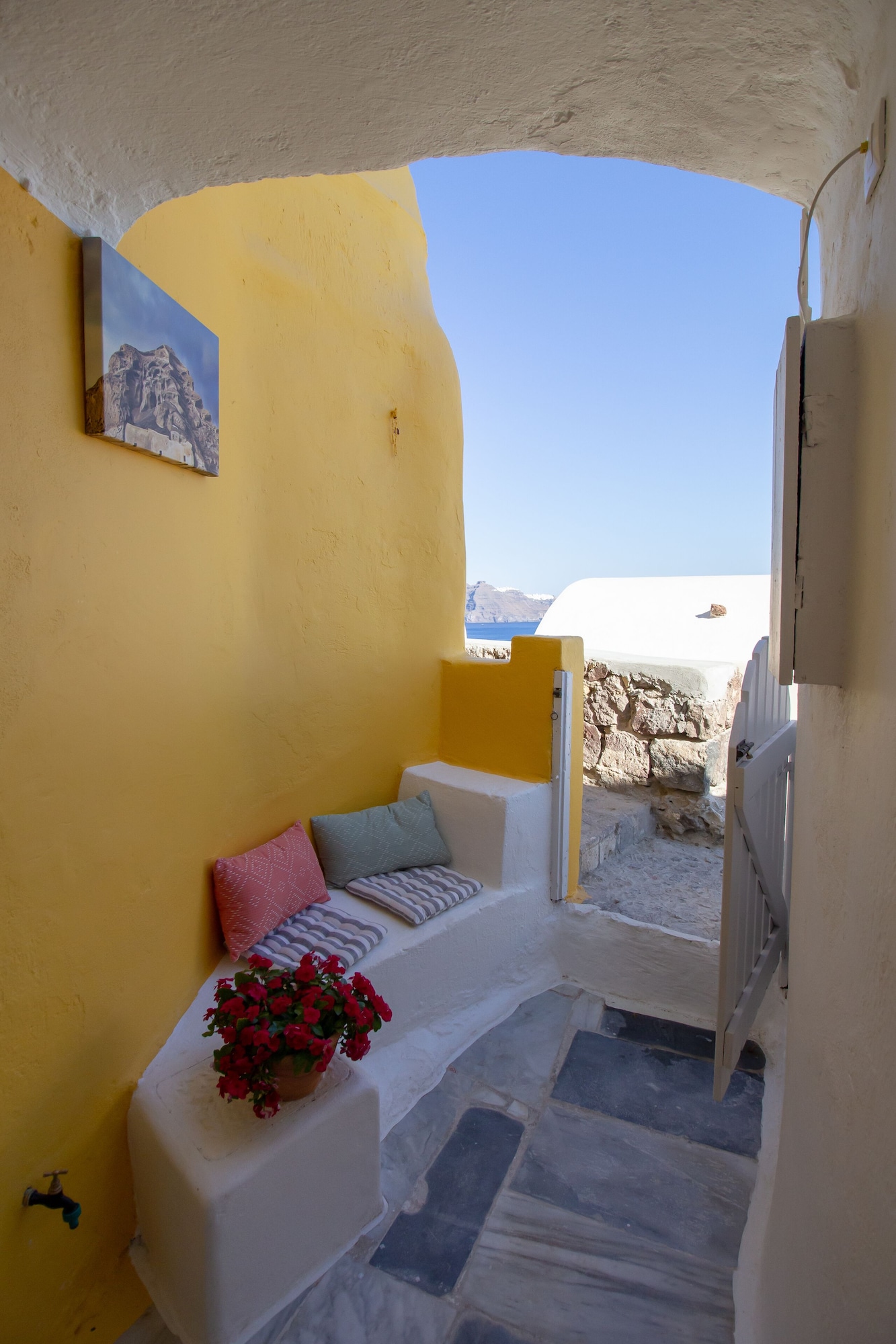 DOME, BLUE, HOUSE, VOLCANO VIEW, TERRACE