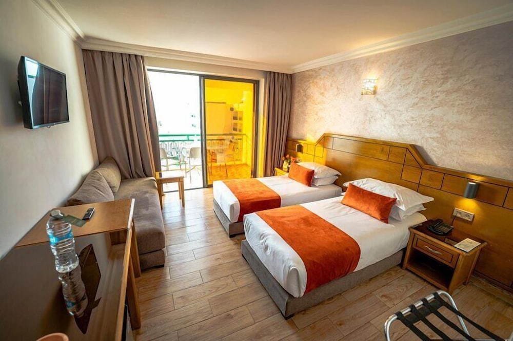 غرفة سوبيريور بسرير مزدوج مع أريكة، Argana Hotel 2/10
