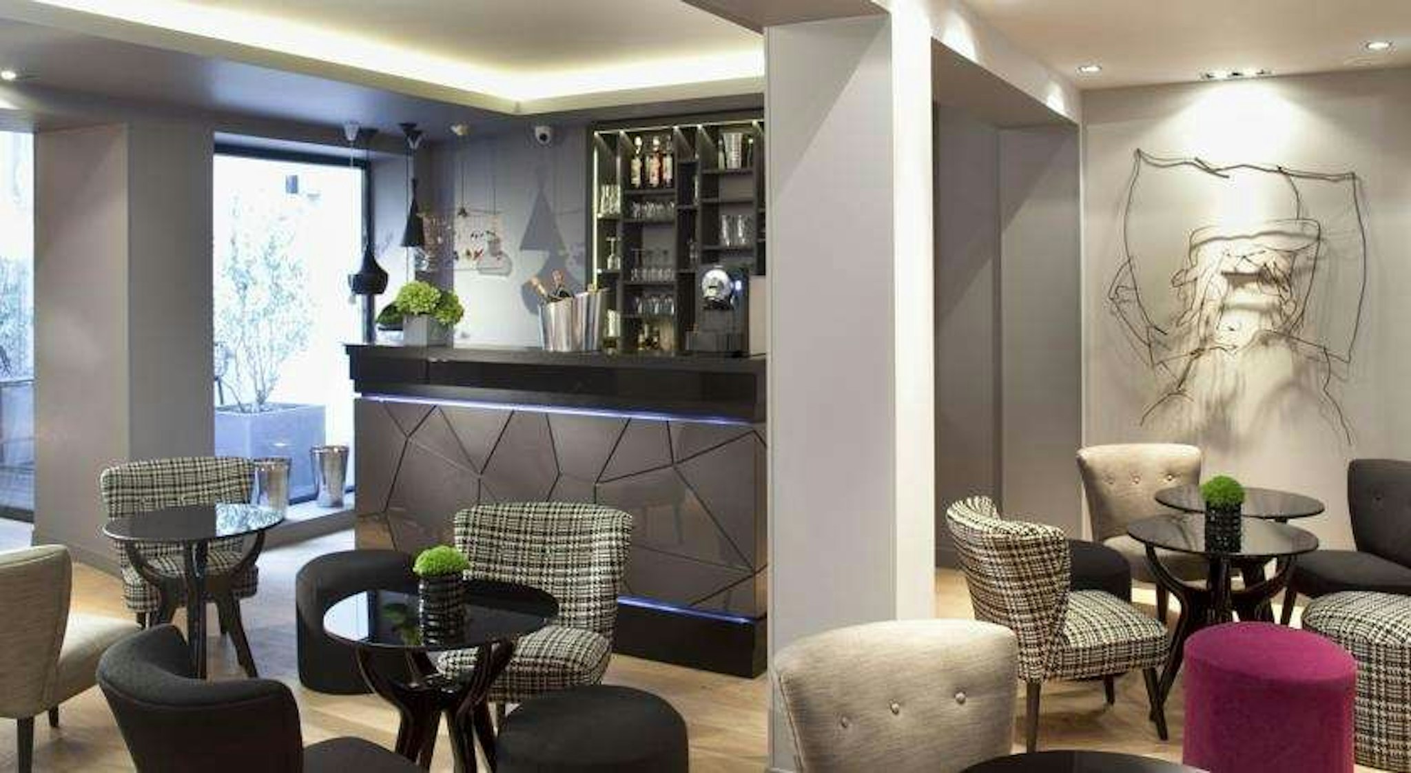 LE GREY HOTEL 7/10