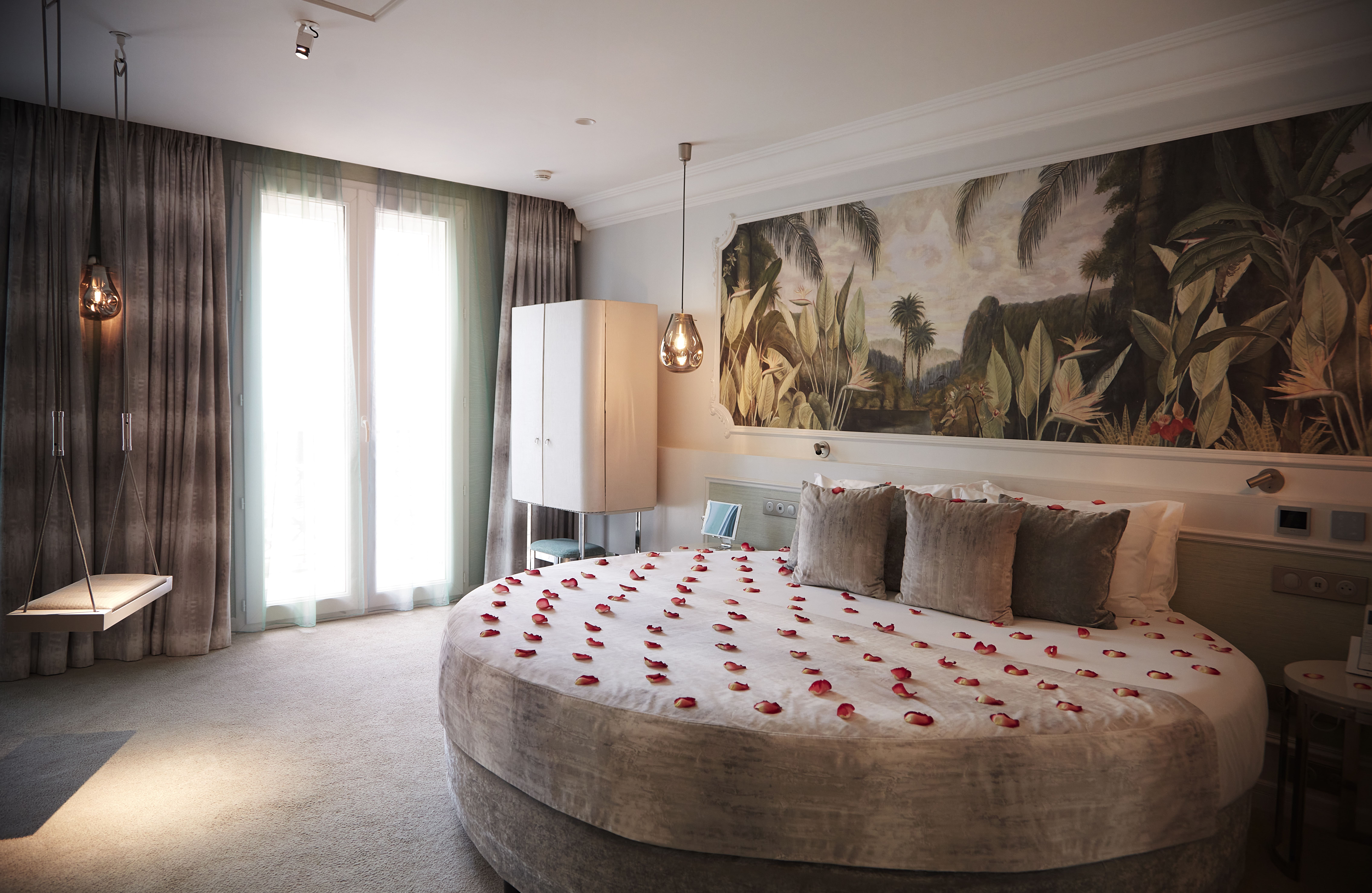 Luxury, Double Bed