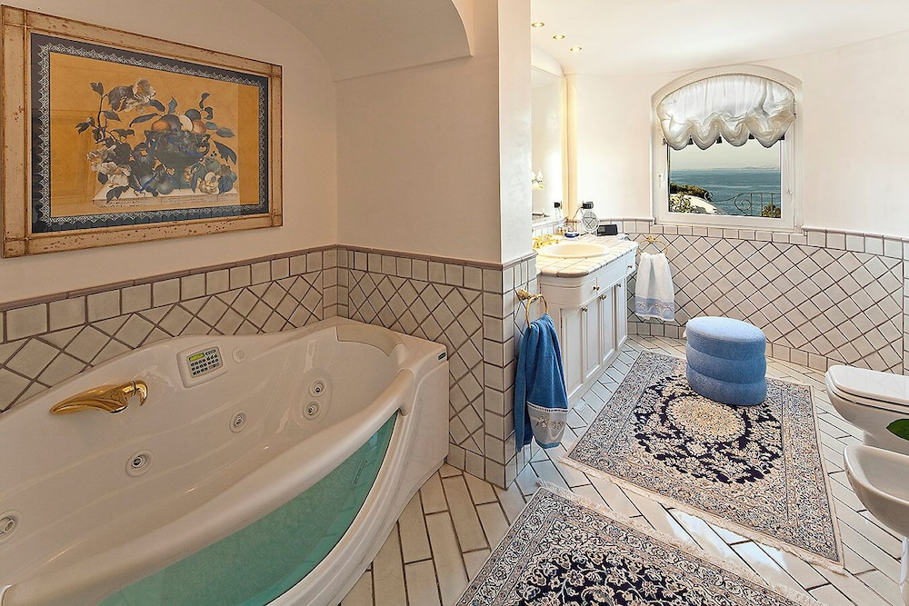Excelsior Belvedere Hotel & Spa 50/50