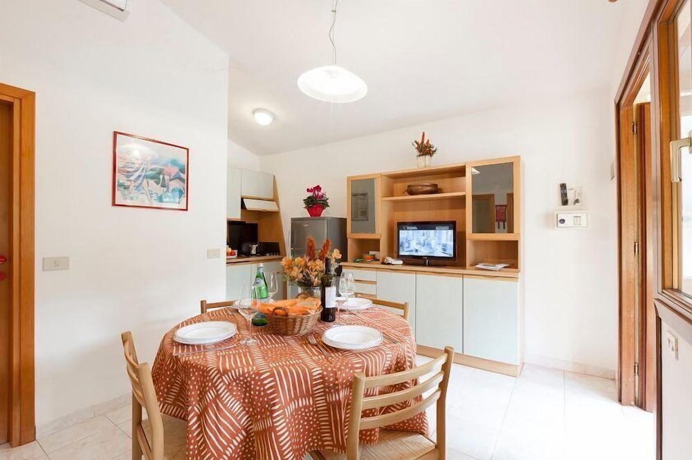 Villaggio Turistico Internazionale 6/50