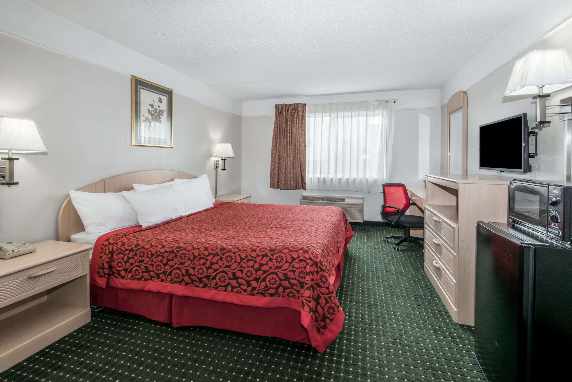 STANDARD, 2 QUEEN BEDS