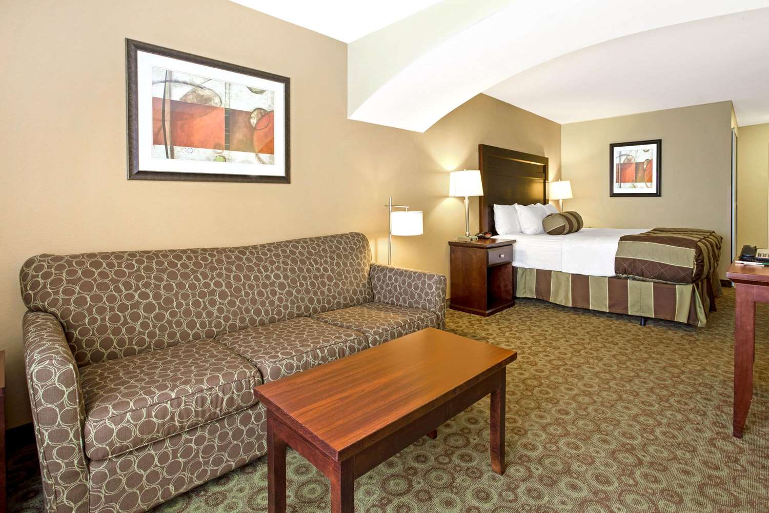 La Quinta Inn & Suites by Wyndham Dickinson 35/50