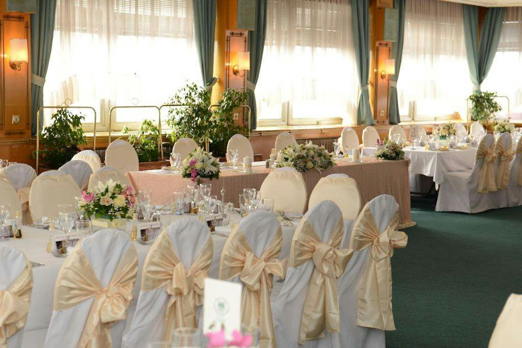 Palace Hotel 27/39