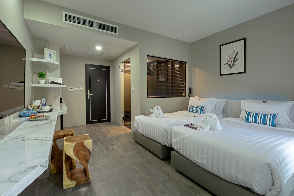 Kana Triple L Hotel 14/67