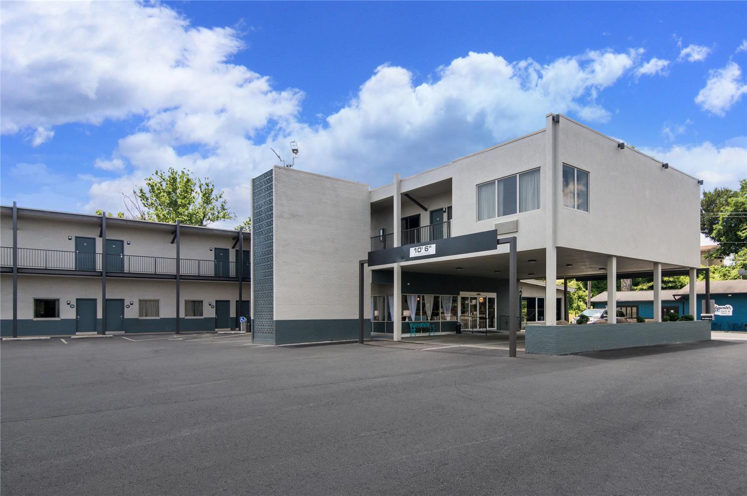 Quality Inn - On The Lake Clarksville-Boydton 19/20
