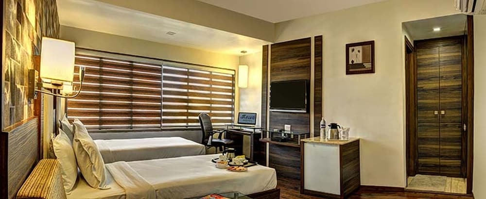 Hotel Aaram Orchard 21/47